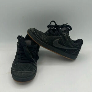kids black suede & leather Nike Paul Rodriguez shoes size 11C